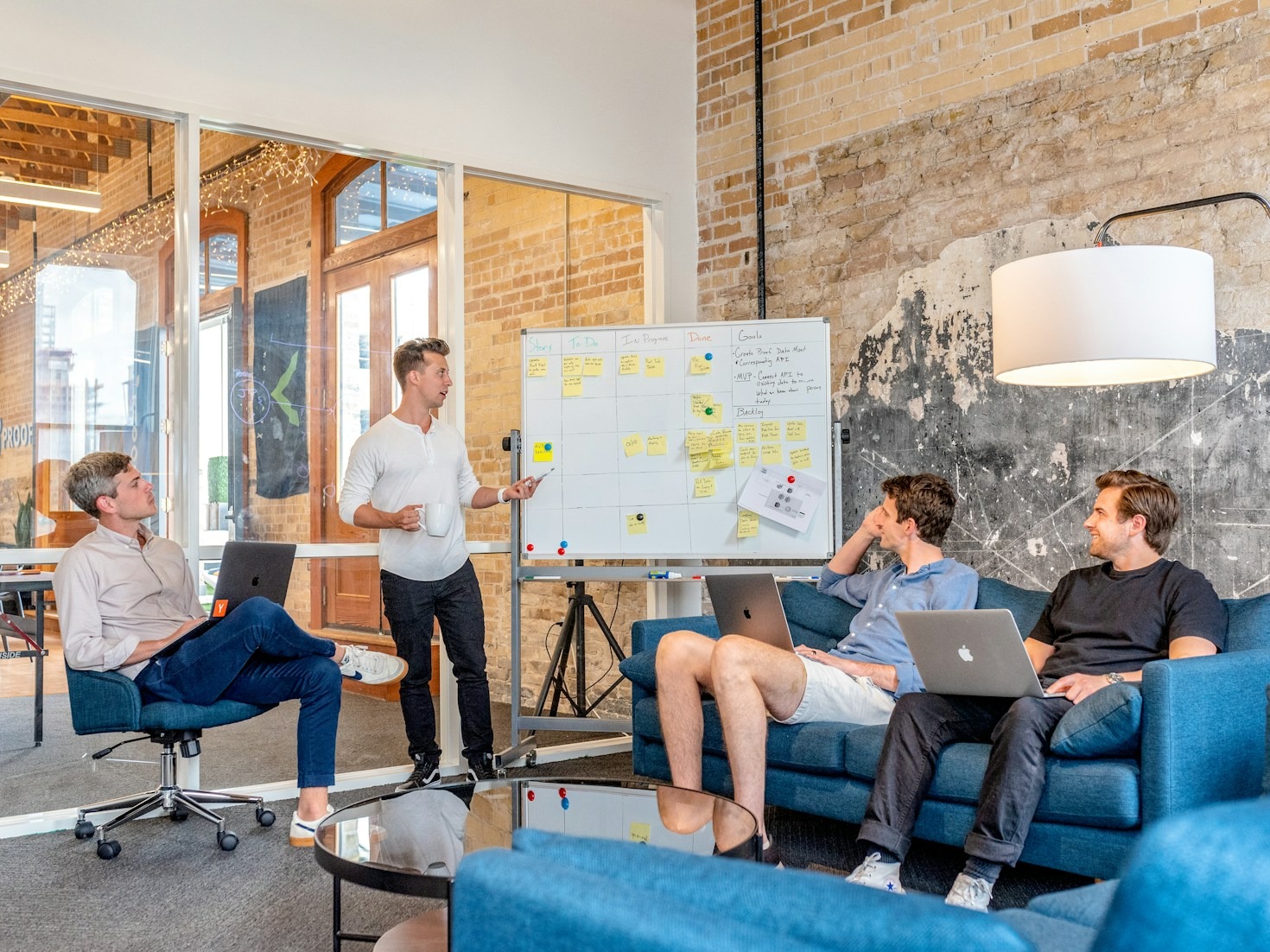 Avoiding Common Pitfalls of Online Entrepreneurship